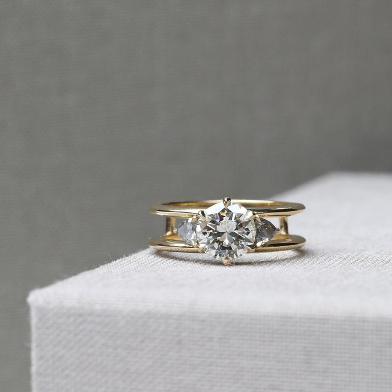 1.60 Ct Colorless Round Cut Moissanite Three Stone Wedding Ring