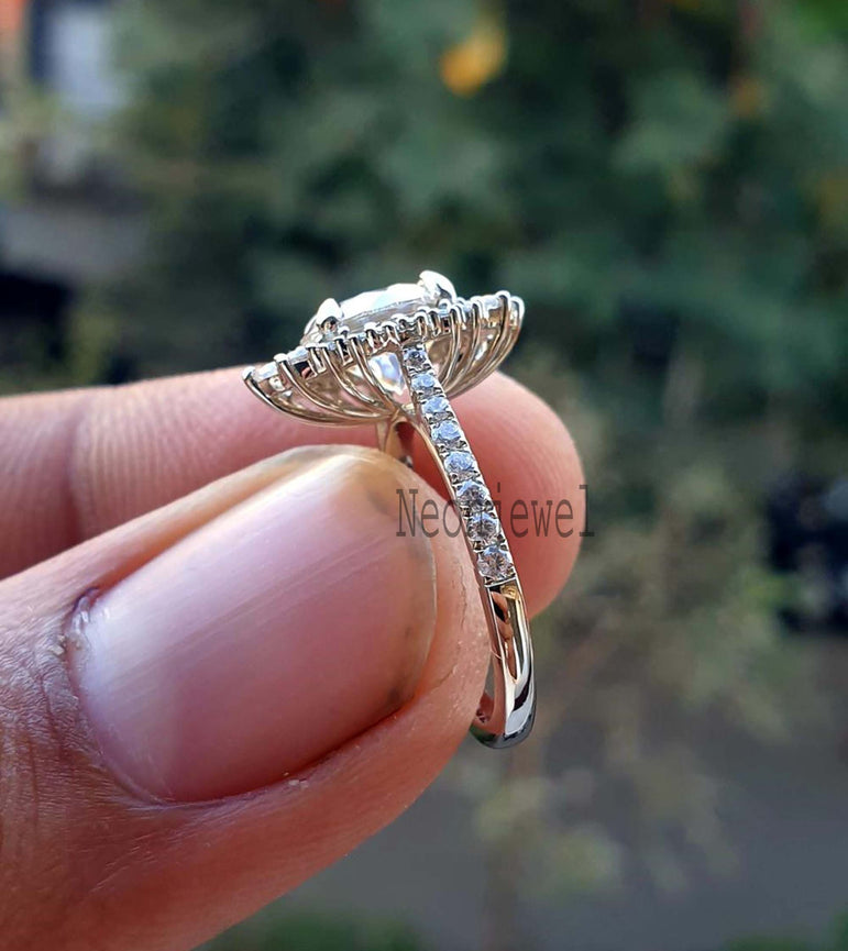 Cluster Round Moissanite Engagement Ring 2 Ct Round Halo Diamond Ring For Her