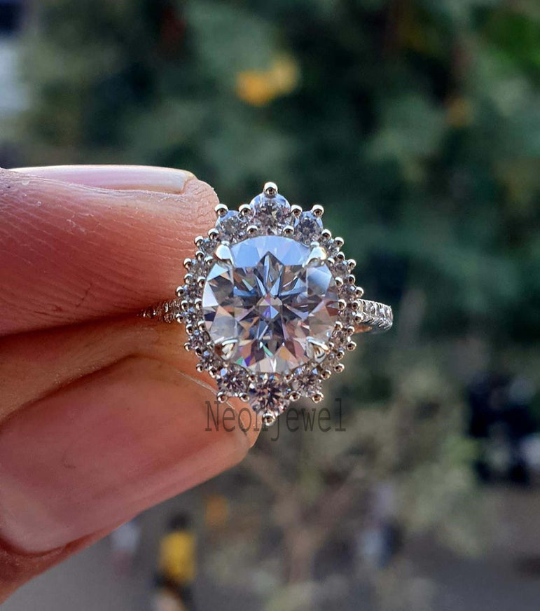 Cluster Round Moissanite Engagement Ring 2 Ct Round Halo Diamond Ring For Her