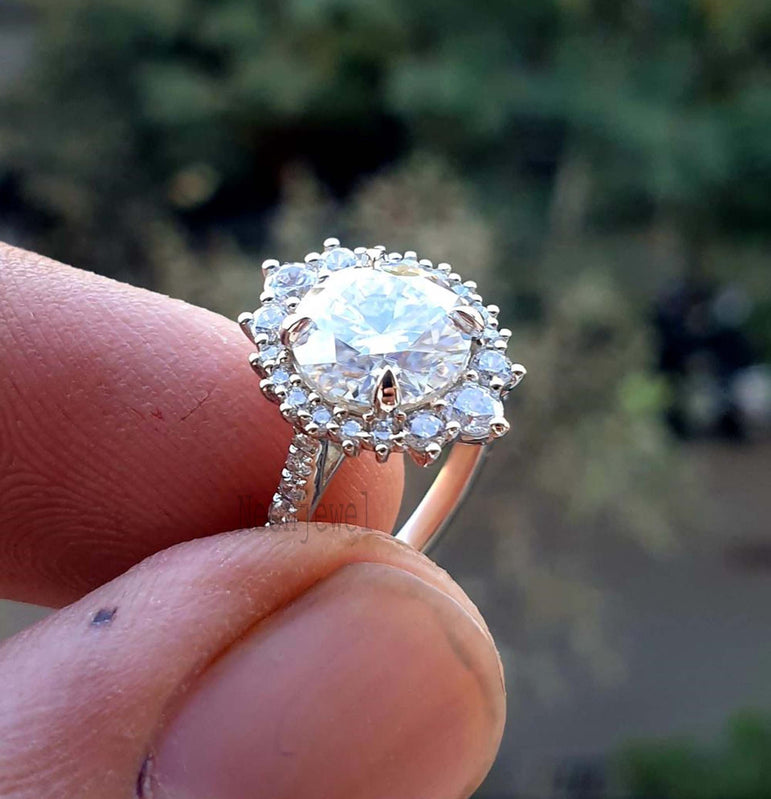 Cluster Round Moissanite Engagement Ring 2 Ct Round Halo Diamond Ring For Her