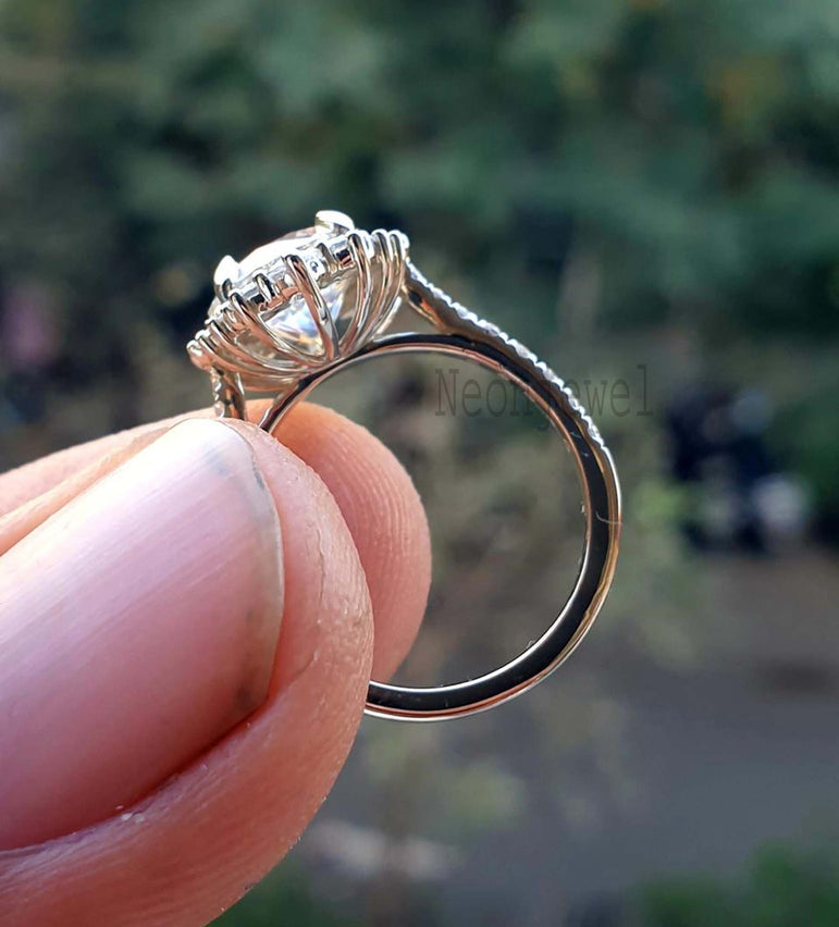 Cluster Round Moissanite Engagement Ring 2 Ct Round Halo Diamond Ring For Her