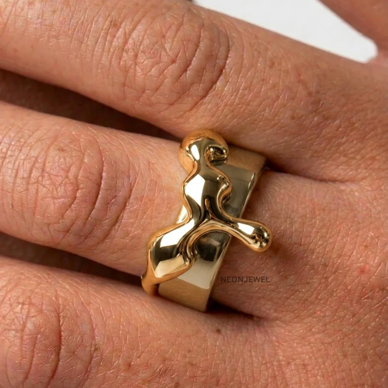 Molten Drip Statement Oura Ring 5 Cover