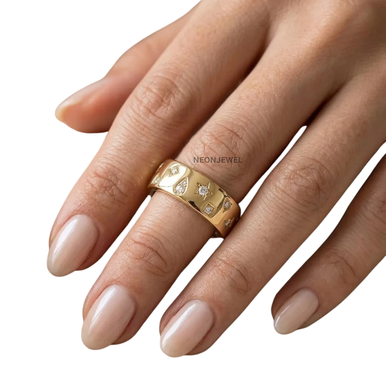The "Stargazer" Oura Ring 4, 5 Cover – Satin Gold with Pavé Celestial Motifs