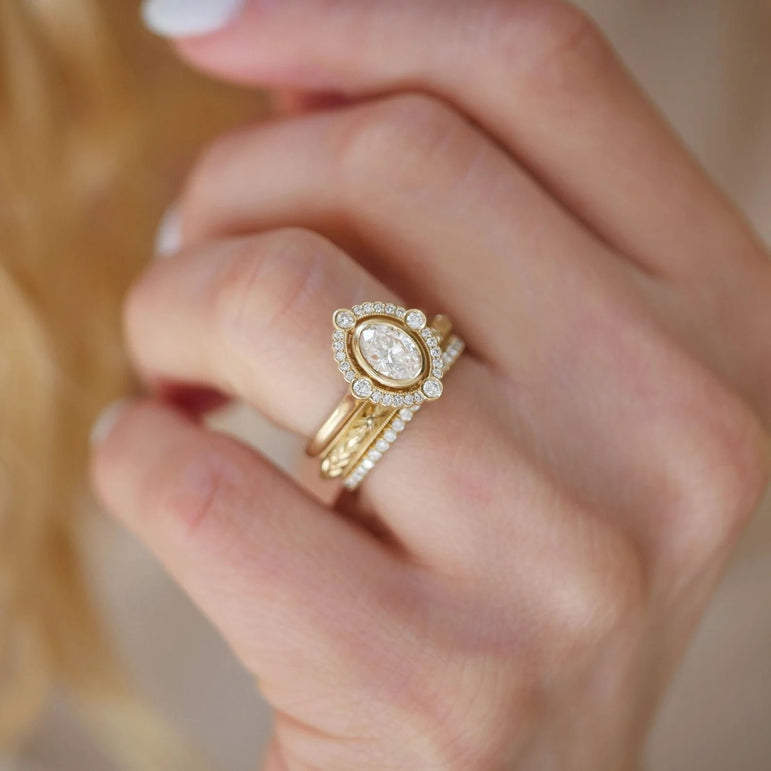 Art Deco Oval Moissanite Engagement Ring 2.20 Ct Moissanite Vintage Style Ring For Women