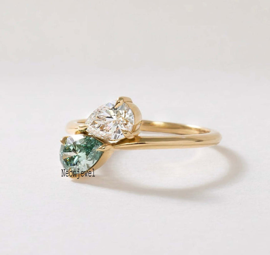 Toi Et Moi Moissanite Engagement Ring 2 Ct Green & White Pear Moissanite Ring