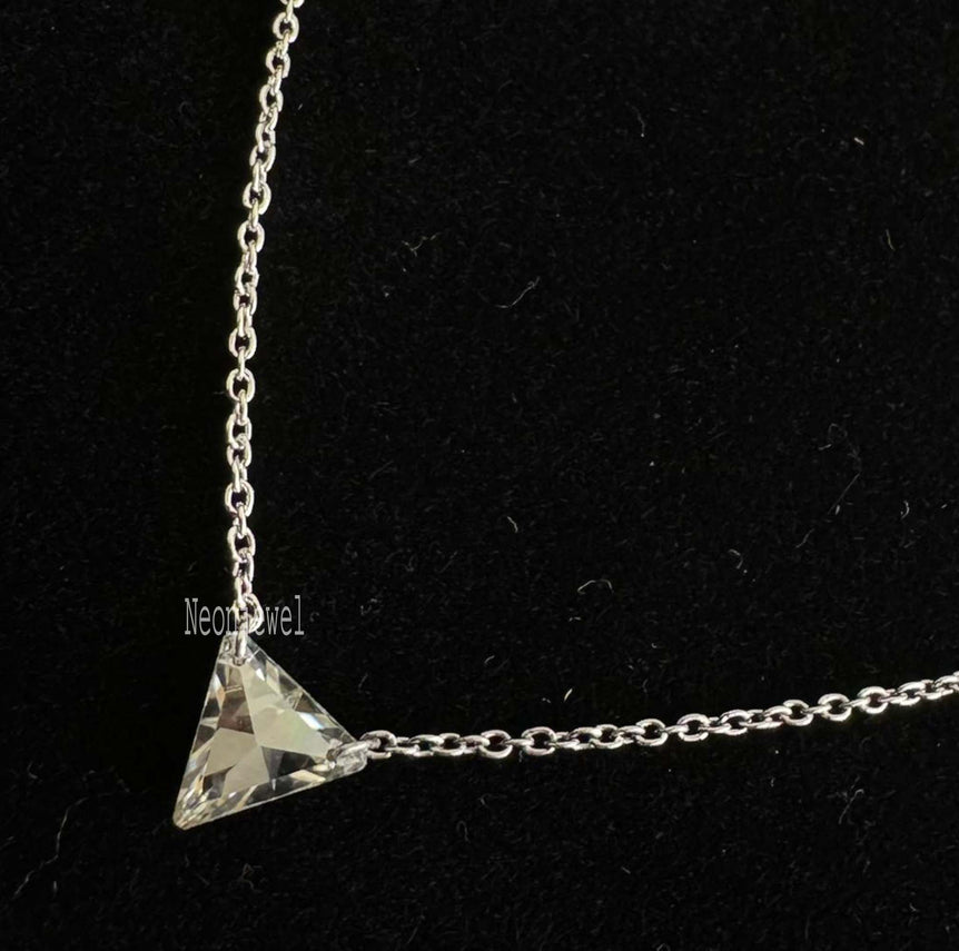 14k Solid Gold Dill Diamond Necklace 8 MM Triangle Moissanite Charm Necklace