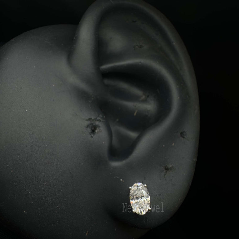 Oval Diamond Engraved Threaded Stud Earring Labgrown Diamond Helix Stud External Threaded Labret Piercing