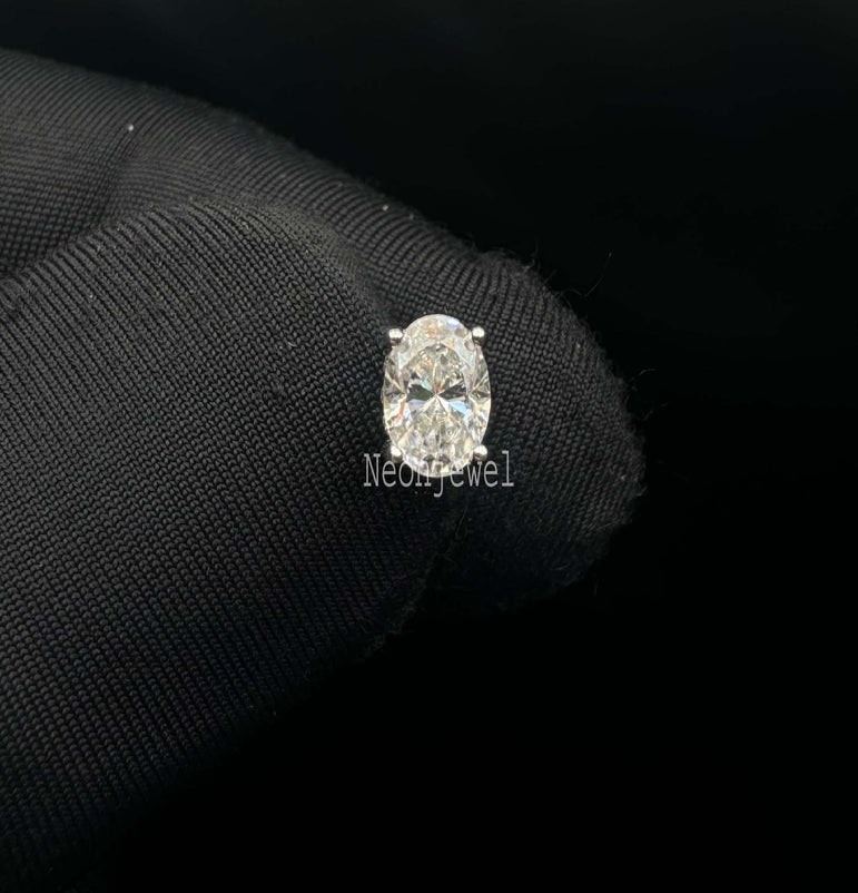 Oval Diamond Engraved Threaded Stud Earring Labgrown Diamond Helix Stud External Threaded Labret Piercing