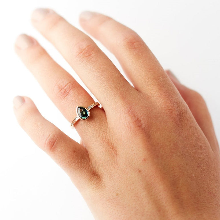Peacock Blue Pear Moissanite Engagement Ring Dainty Baguette Side Moissanite Ring