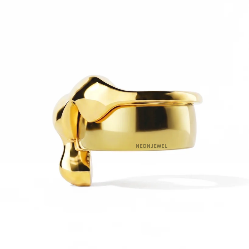 Molten Drip Statement Oura Ring 5 Cover