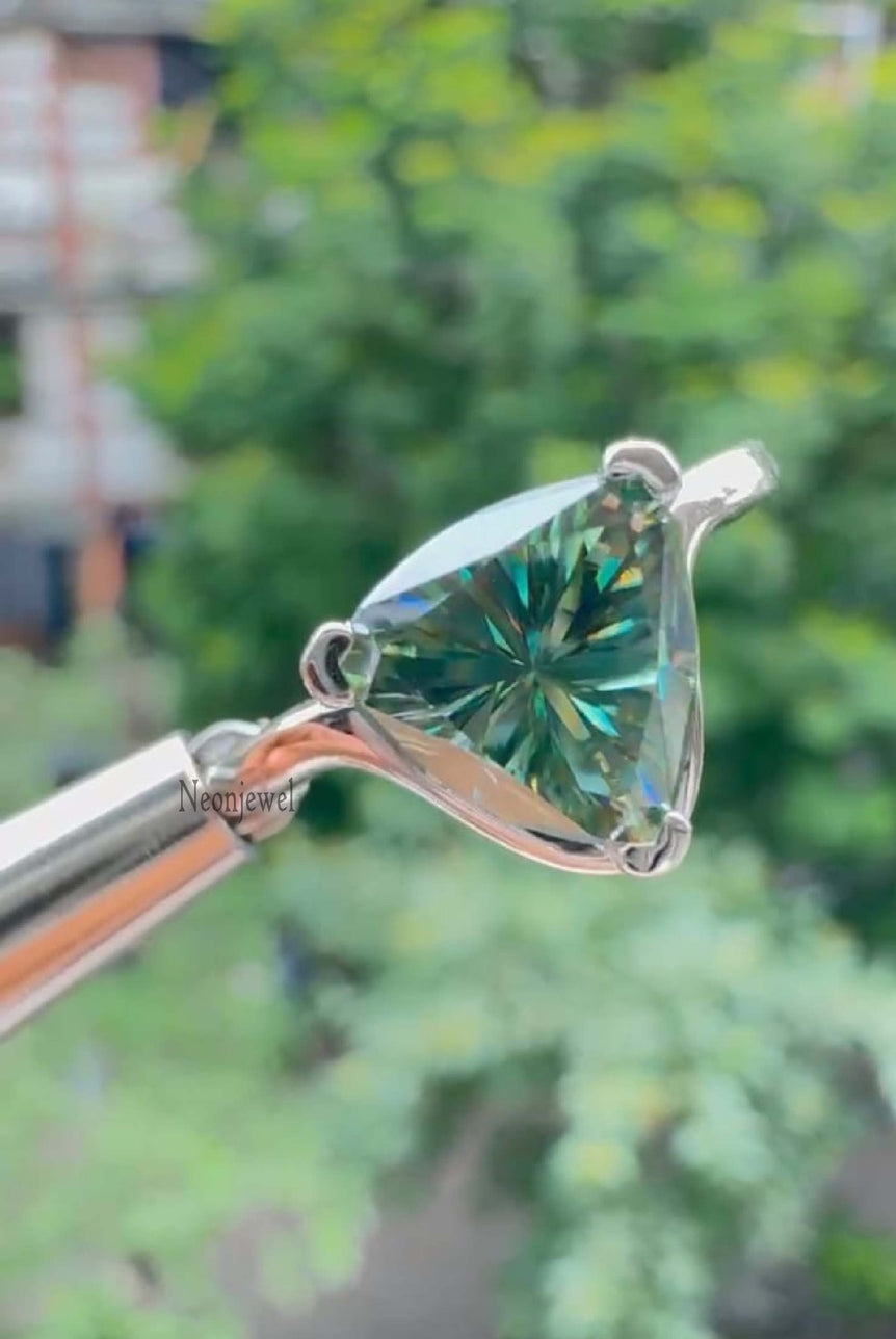 Cyan Blue Moissanite Engagement Ring 1.60 Ct Trillion Moissanite Wedding Ring Solitaire Diamond Ring